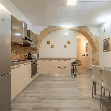 Dimora Degli Archi - Centro & Migliori Spiagge Daire *